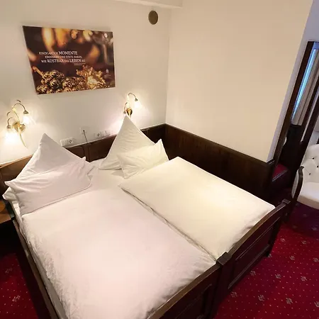 Zur Weinsteige Hotel