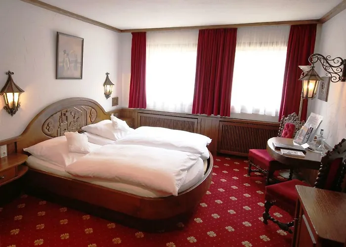 Zur Weinsteige Hotel 4*
