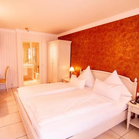 Zur Weinsteige 4* 슈투트가르트