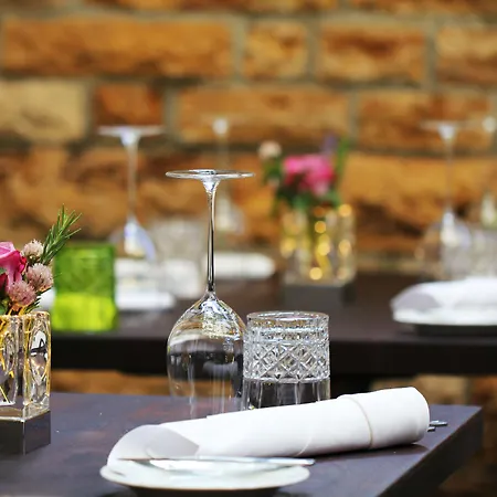 מלון Zur Weinsteige 4*