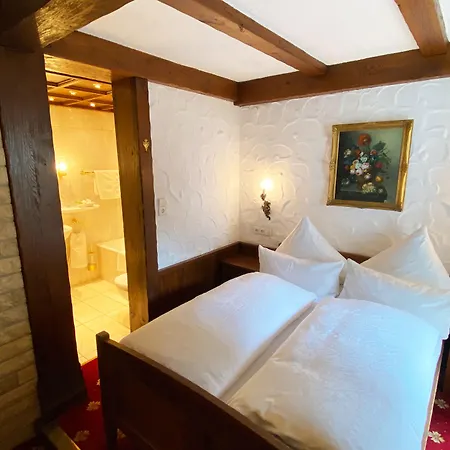 Zur Weinsteige**** Hotel 4*