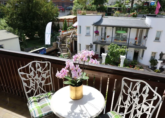 Zur Weinsteige 4* 斯图加特