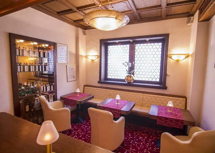 Hotel Zur Weinsteige 4*