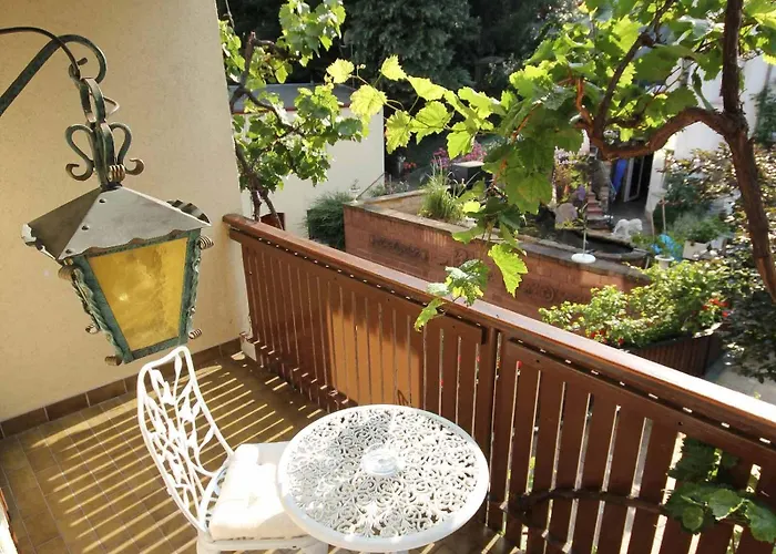 Zur Weinsteige Ξενοδοχείο